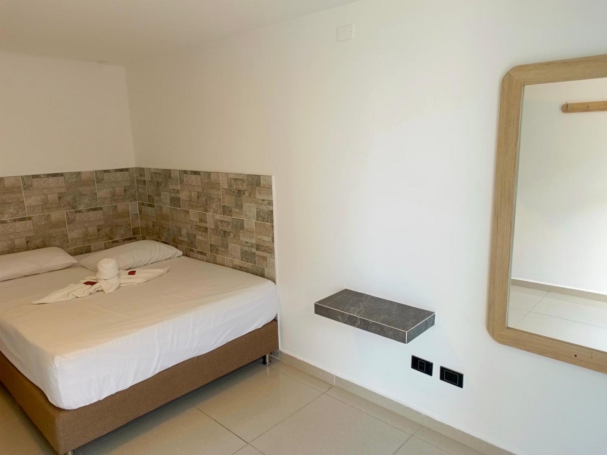 Hotel Buenos Aires Central Medellín Buitenkant foto