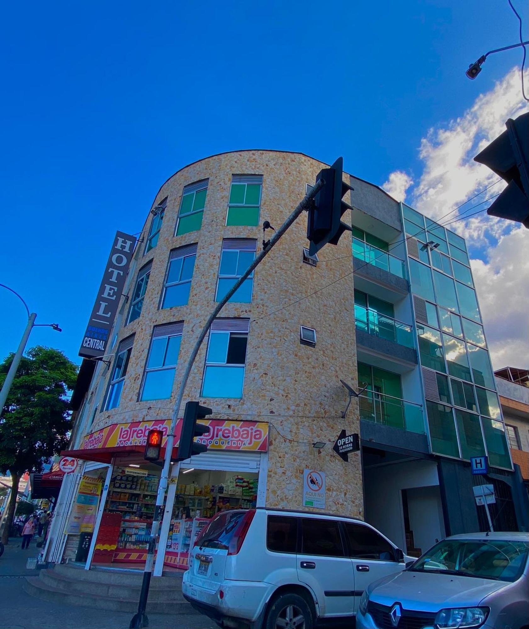 Hotel Buenos Aires Central Medellín Buitenkant foto